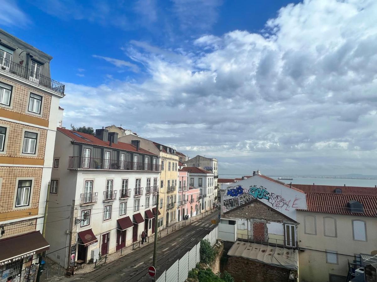 Discover Lisbons History - Stylish Apartment In Alfama 외부 사진