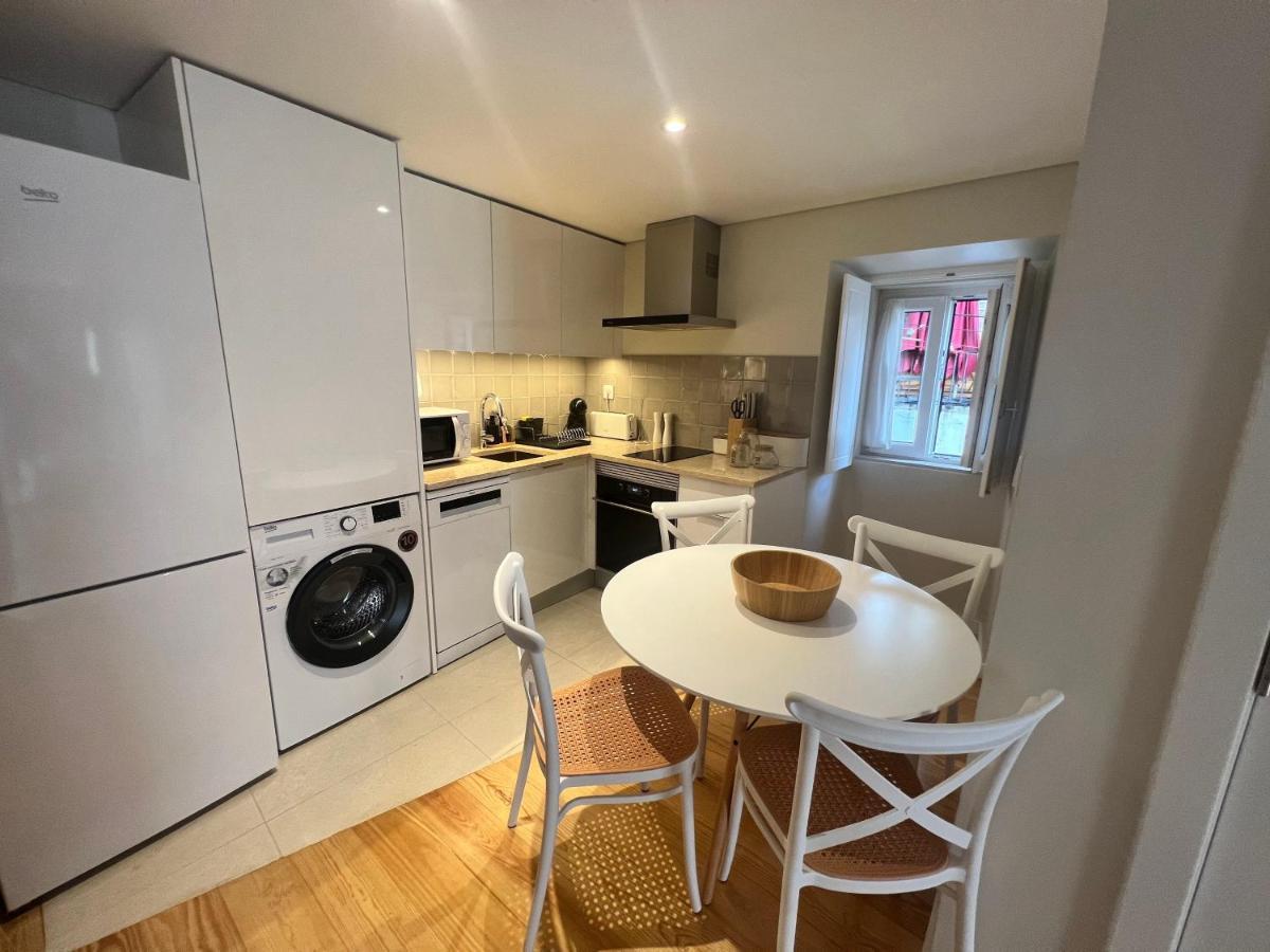 Discover Lisbons History - Stylish Apartment In Alfama 외부 사진